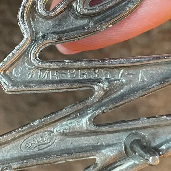 Vintage Mercury Cougar Car Emblem - Picture 5 of 5